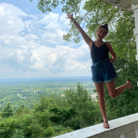 Meet your posher, Mary Elizabeth! - Picture 2 of 3